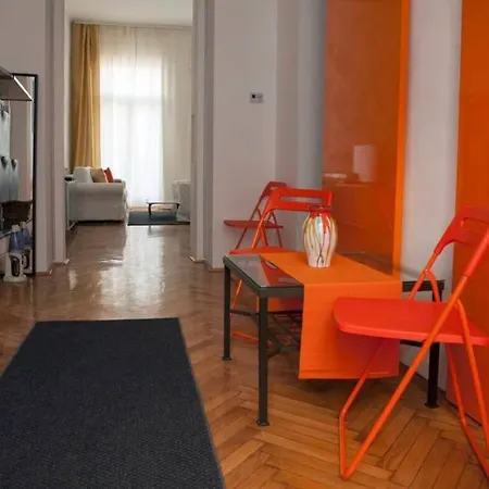 Endroit Luxueux De L'Appartement Apartman *